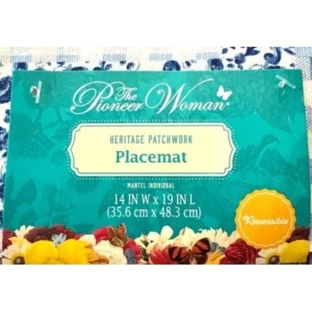 The Pioneer Woman Heritage Patchwork Reversible Placemats‎ Blue Red Set of 4 NEW